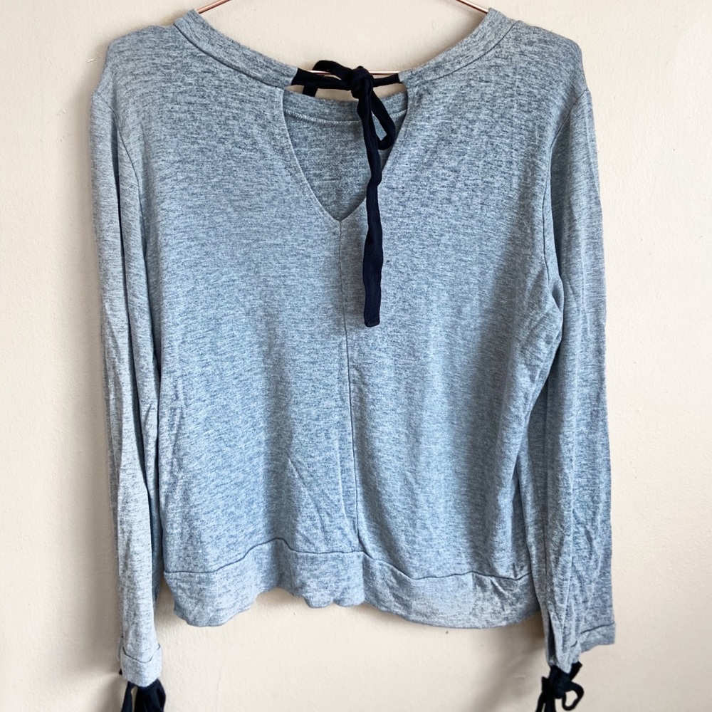 Grey Volcom Top - Picture 3 of 4